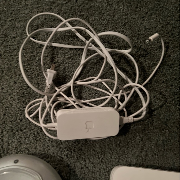 VINTAGE APPLE EXTREME ROUTER & MODEM - Picture 7 of 9